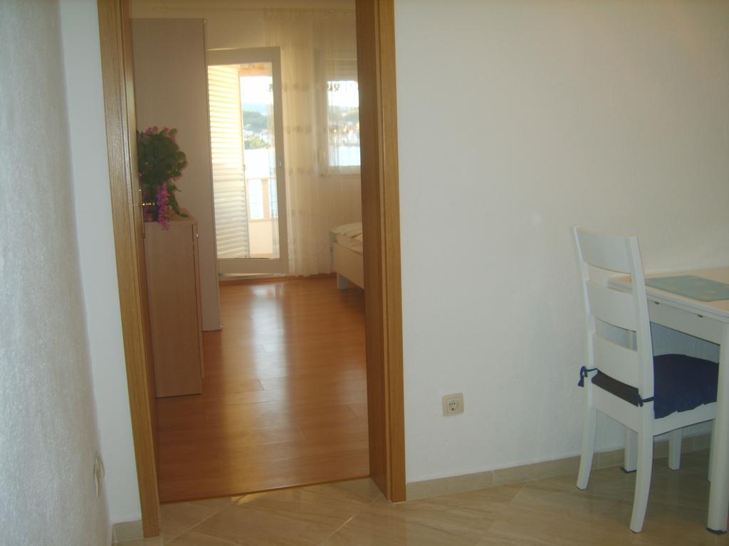 Apartments Iva Alla Trogir Ngoại thất bức ảnh